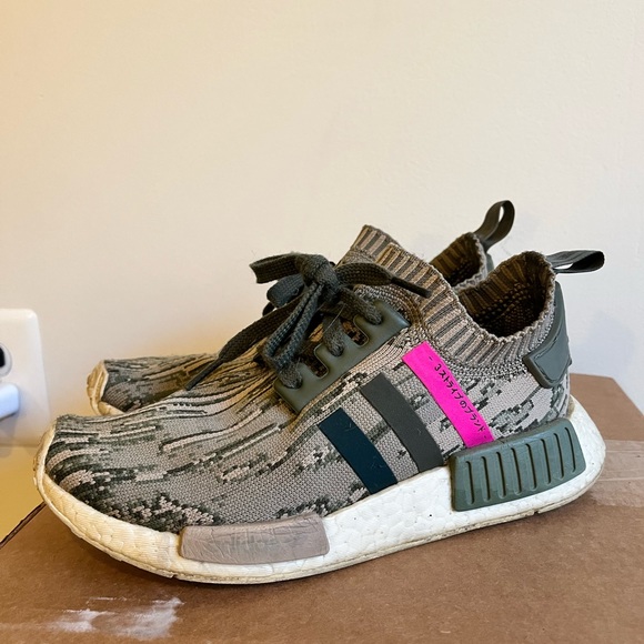 Adidas Sneakers Adidas Nmd R1 Primeknit Multicolor Adidas NMD R1 Primeknit  "Black Tricolore" JustFreshKicks